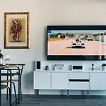 Hellosky موستار