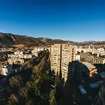 Hellosky موستار